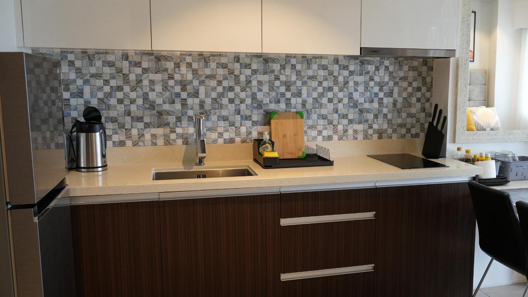 Dominiks Stylish Resort Gem Ocean View Pool Queen Bed At Tambuli 8 Floor Fast Wifi Lapu-Lapu City Zewnętrze zdjęcie