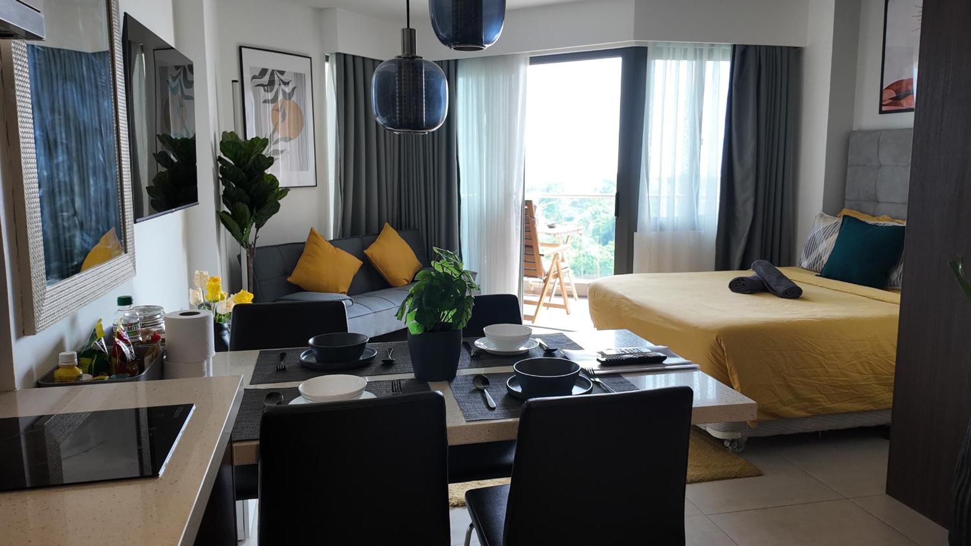 Dominiks Stylish Resort Gem Ocean View Pool Queen Bed At Tambuli 8 Floor Fast Wifi Lapu-Lapu City Zewnętrze zdjęcie