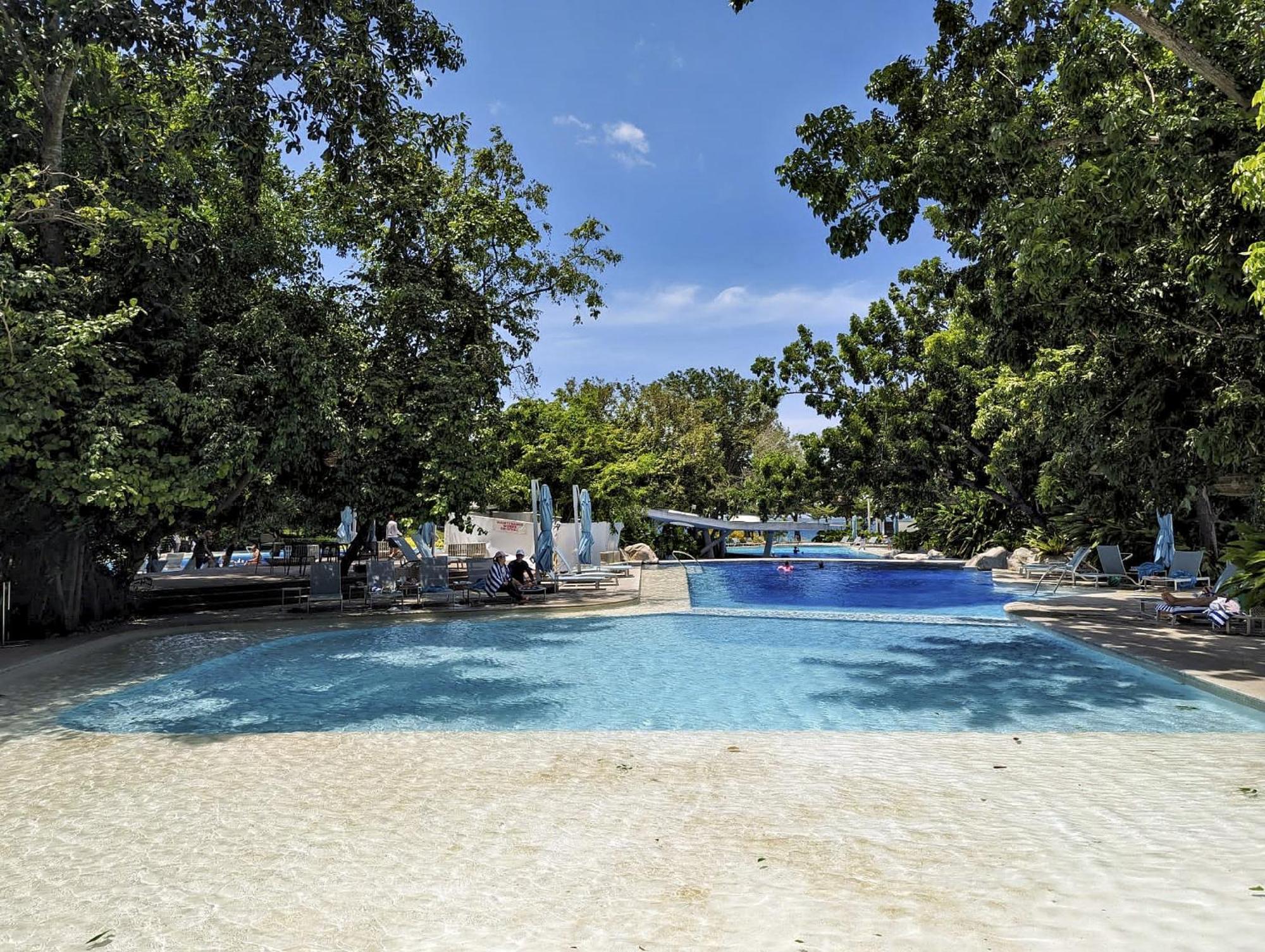 Dominiks Stylish Resort Gem Ocean View Pool Queen Bed At Tambuli 8 Floor Fast Wifi Lapu-Lapu City Zewnętrze zdjęcie