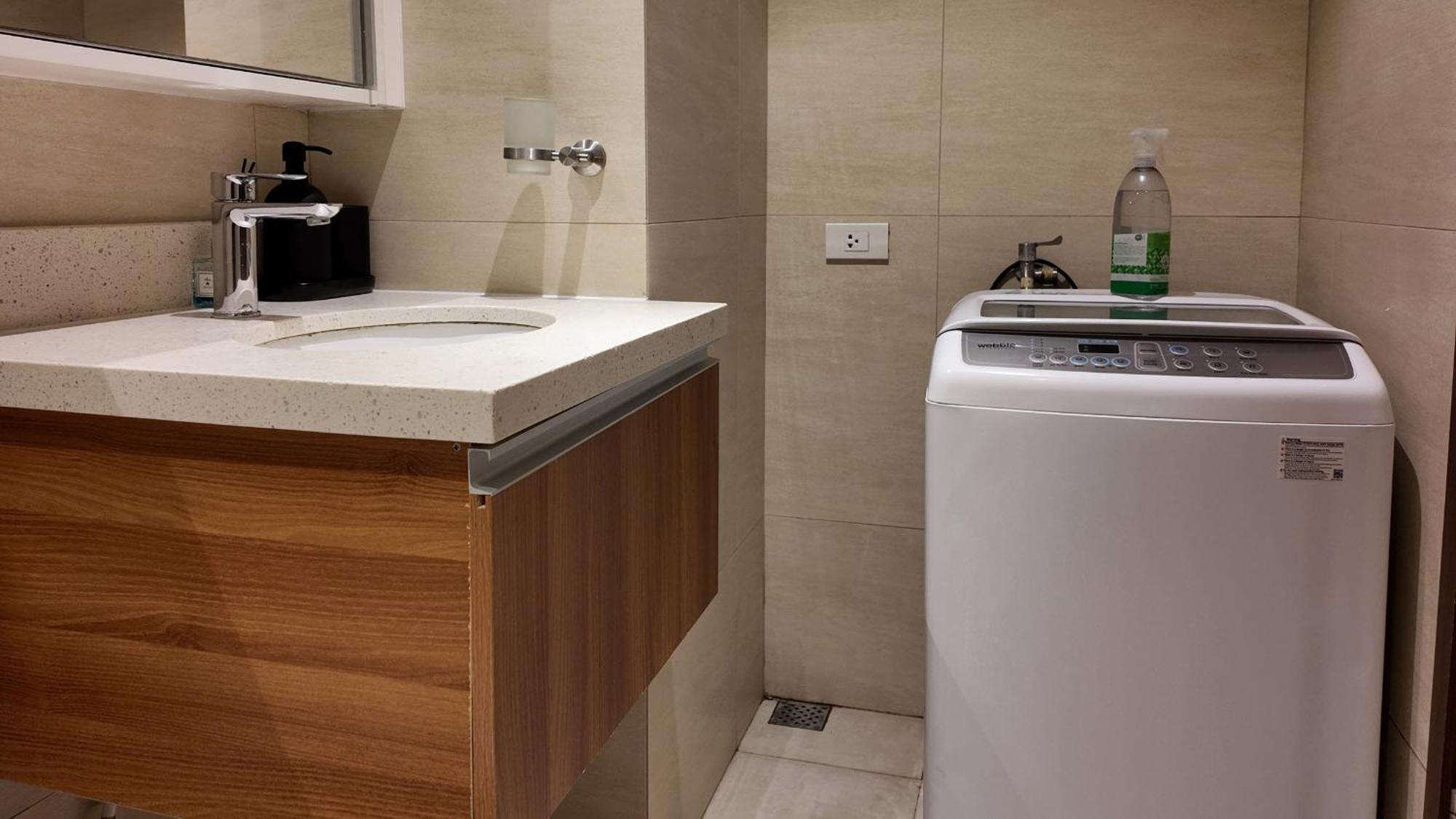 Dominiks Stylish Resort Gem Ocean View Pool Queen Bed At Tambuli 8 Floor Fast Wifi Lapu-Lapu City Zewnętrze zdjęcie