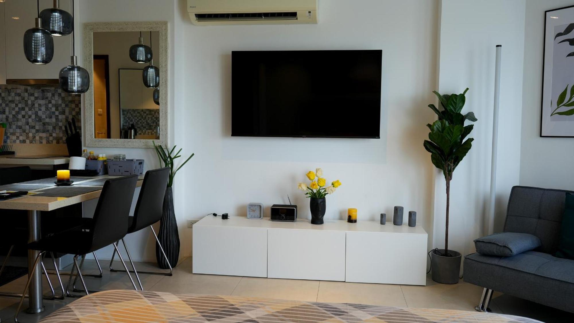 Dominiks Stylish Resort Gem Ocean View Pool Queen Bed At Tambuli 8 Floor Fast Wifi Lapu-Lapu City Zewnętrze zdjęcie